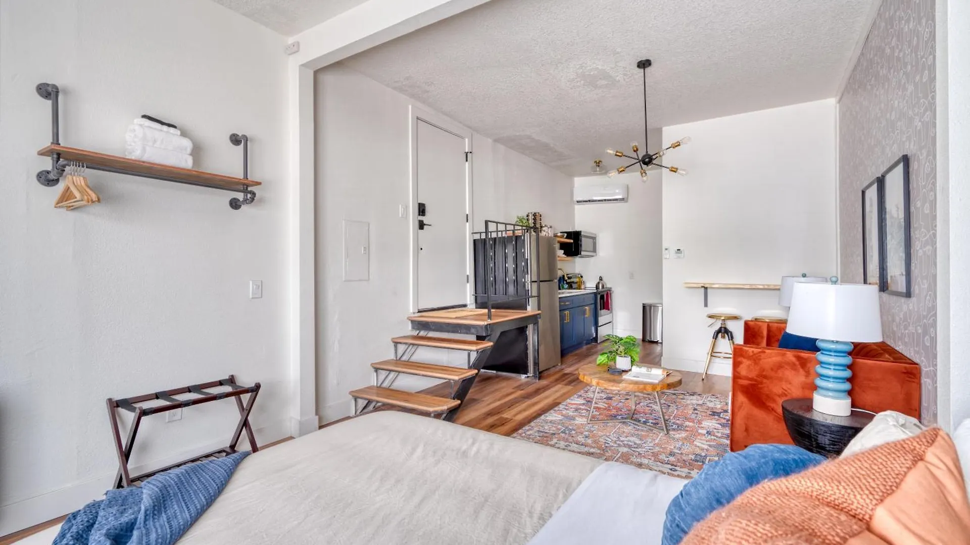 Stay Portland - Bright Brooklyn Studio 0*,
